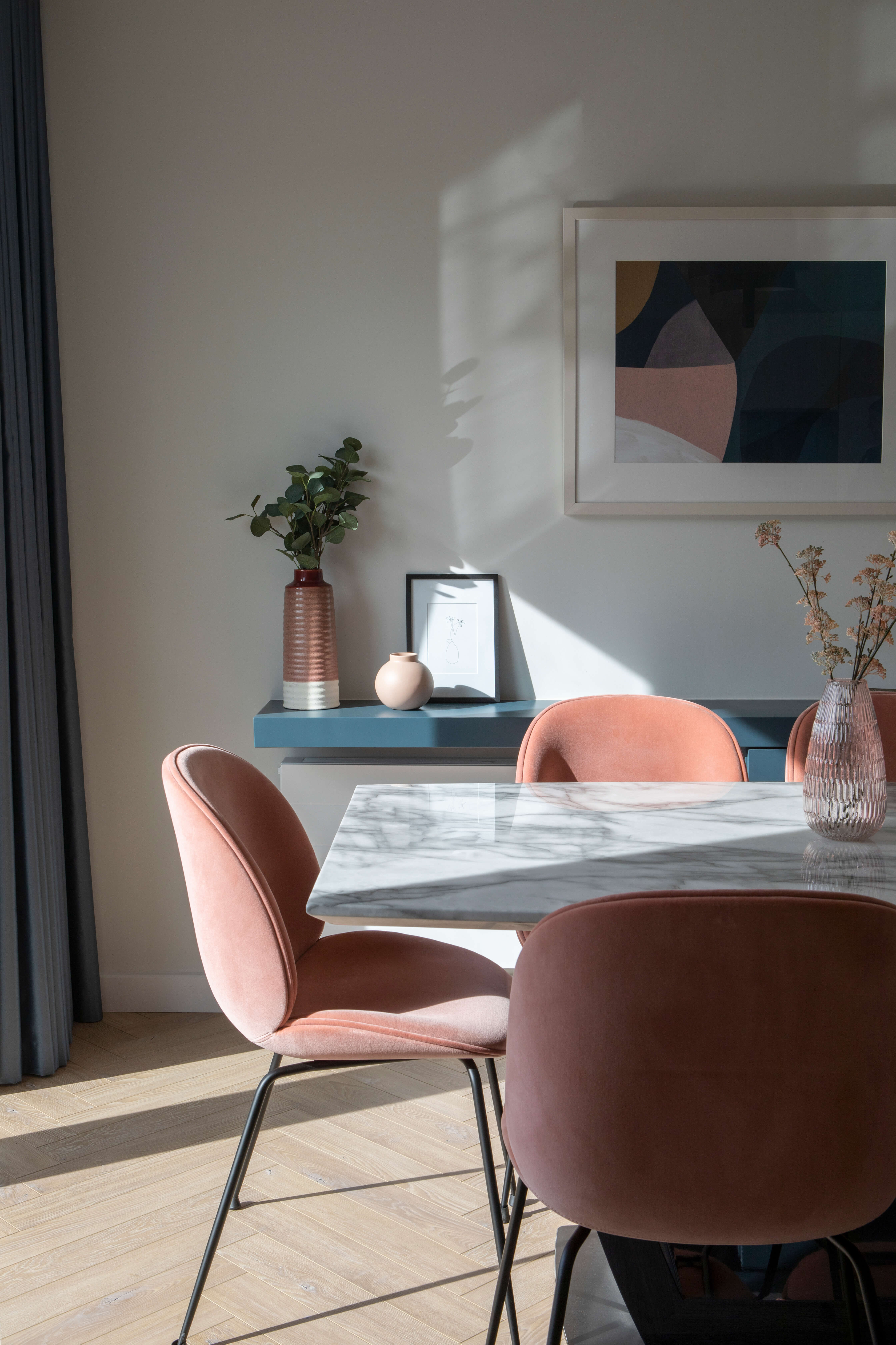 choosing the perfect paint colours for your home