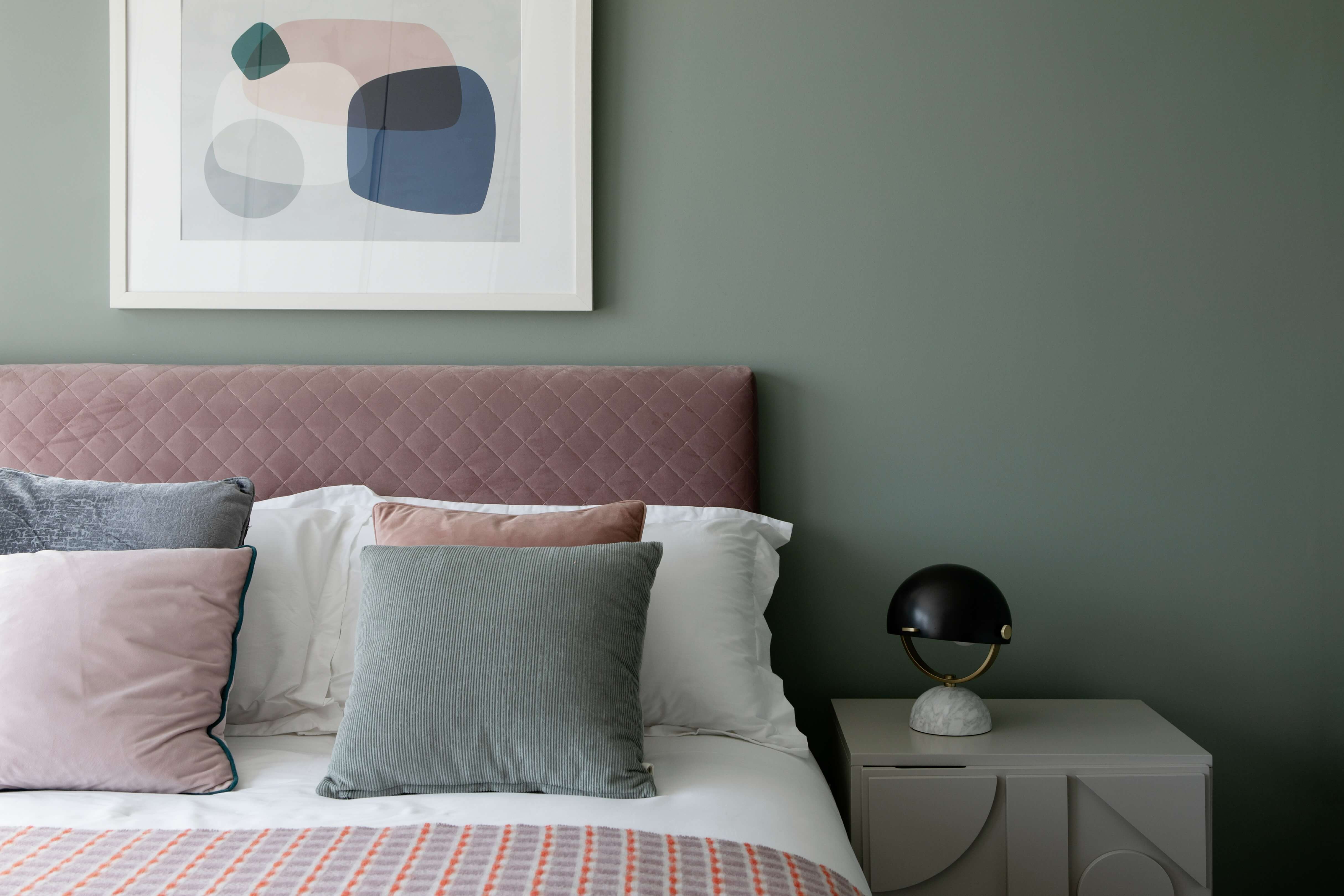 Choosing the perfect paint colour for your home