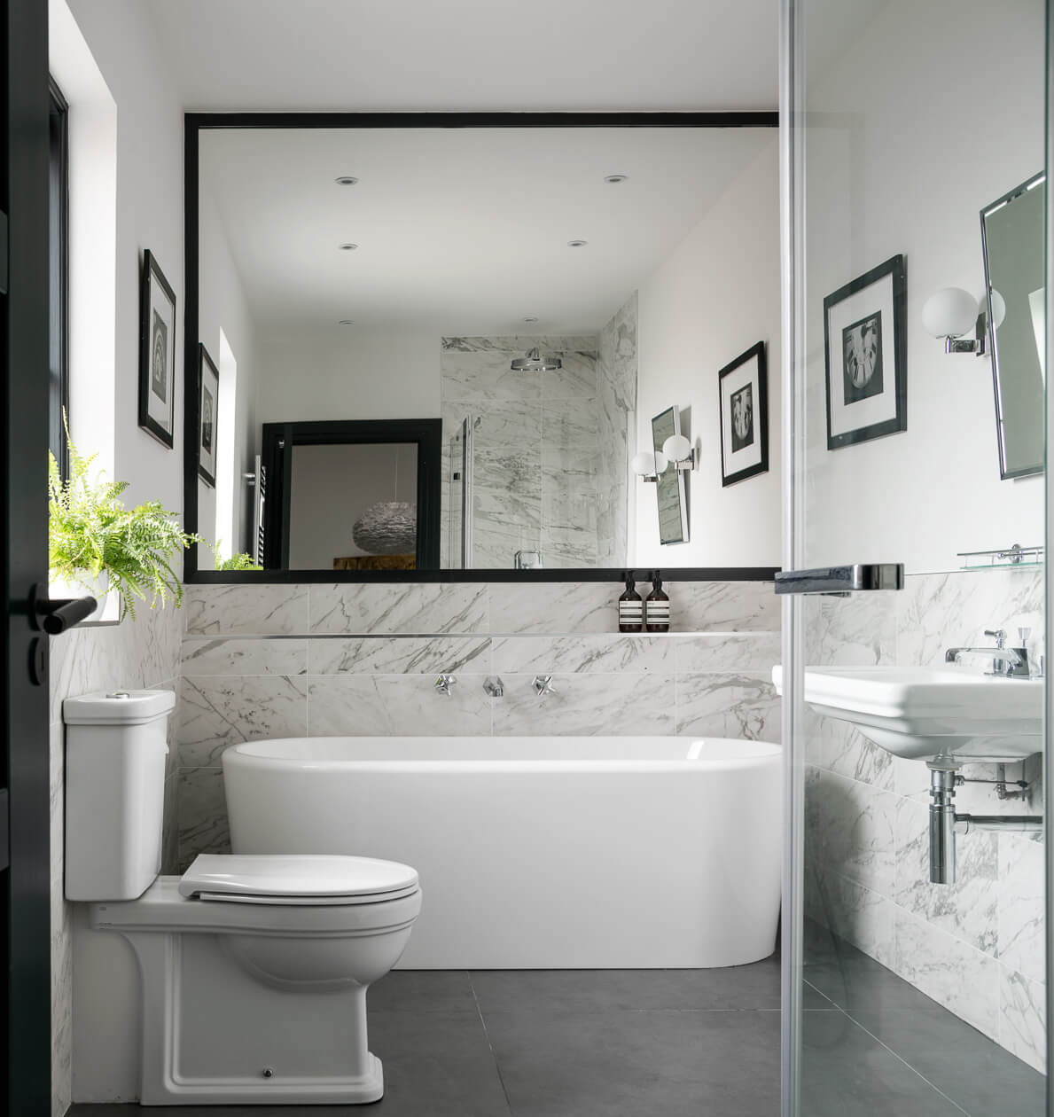 Holiday Home bathroom