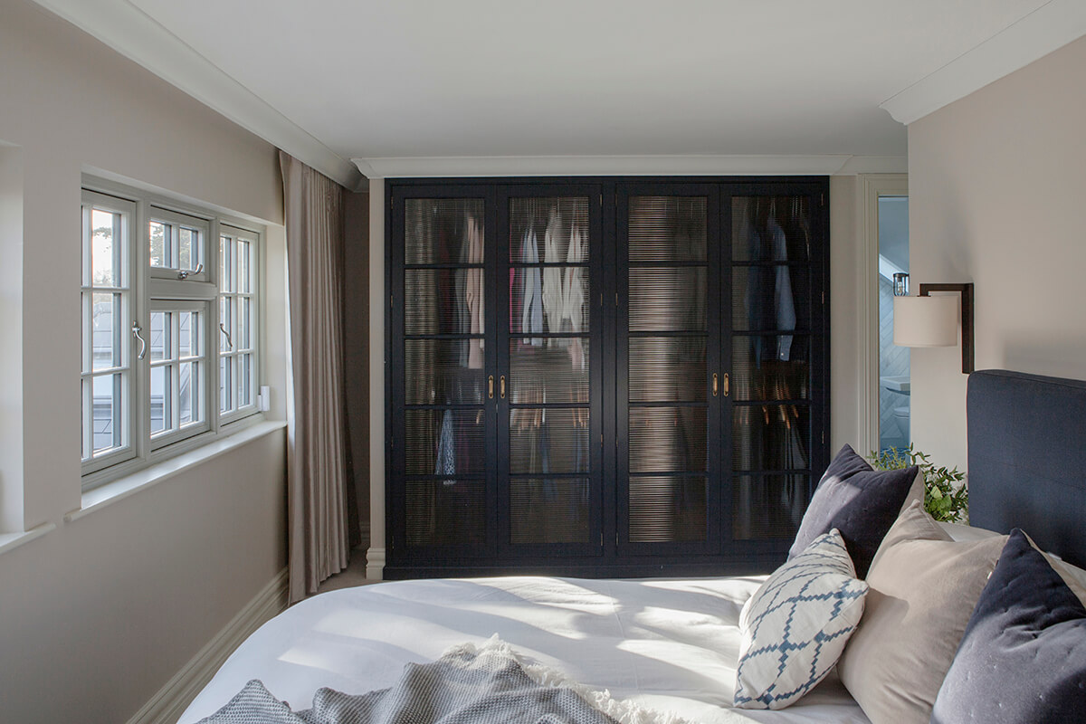 Walk-in Wardrobe